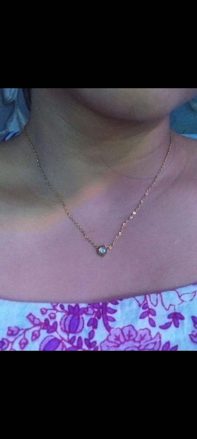 Customer photo review of White Gemstone Gold Chain Necklace