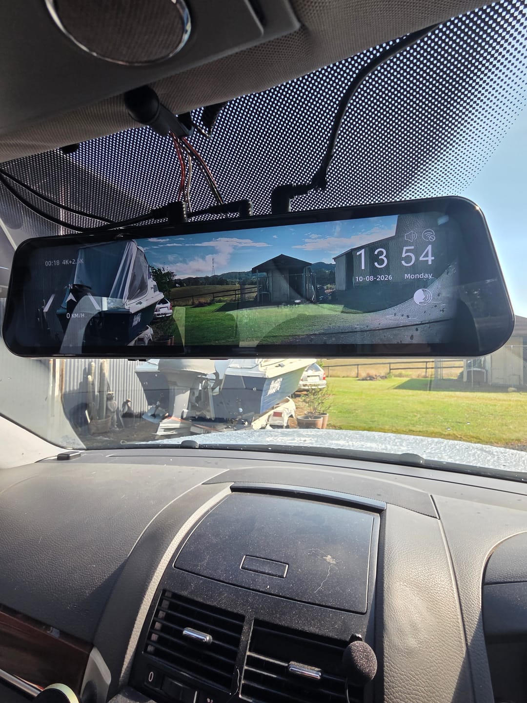 Customer photo review of WOLFBOX G900Pro 12MP WiFi Touch Screen Rear View Mirror Dash Cam Smart Mirror RHD