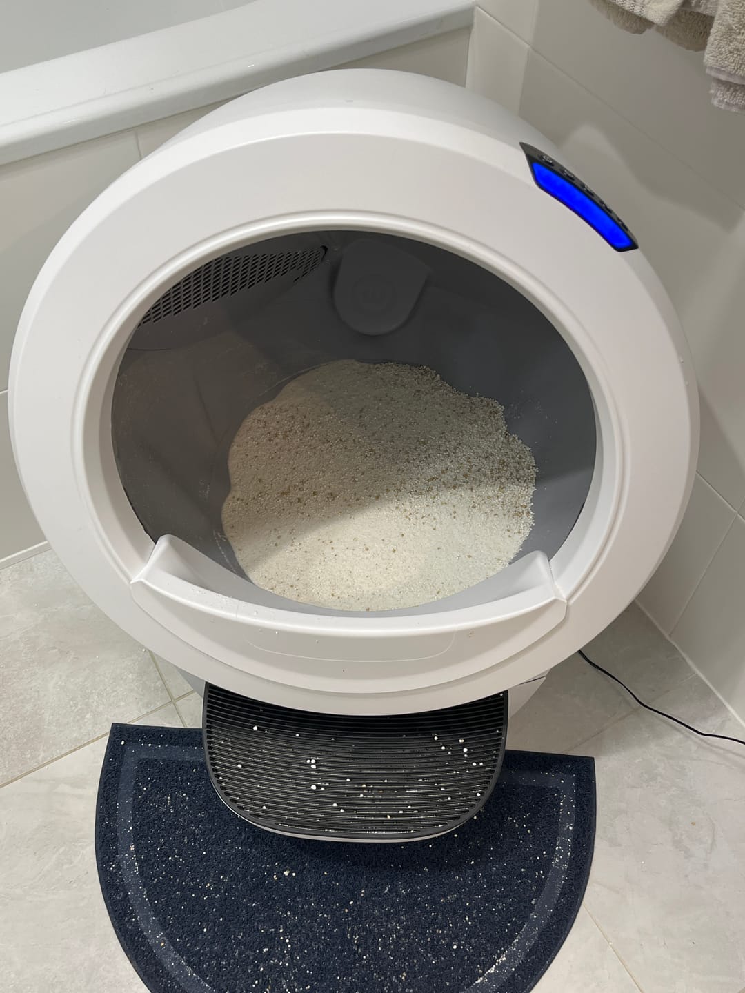 Customer photo review of MICHU Wonder Litter – Automatic Box Cat Litter 6L