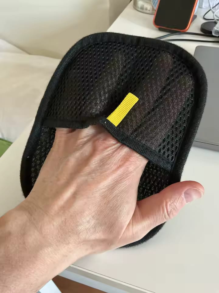 Customer photo review of Pet Hair Removal Glove