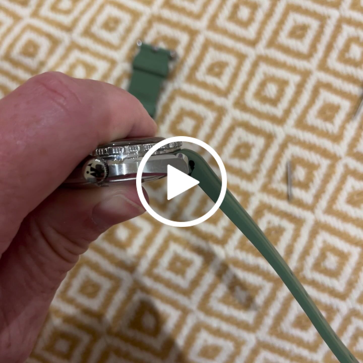 Customer video review of Rubber Strap for Speedmaster - Military Green
