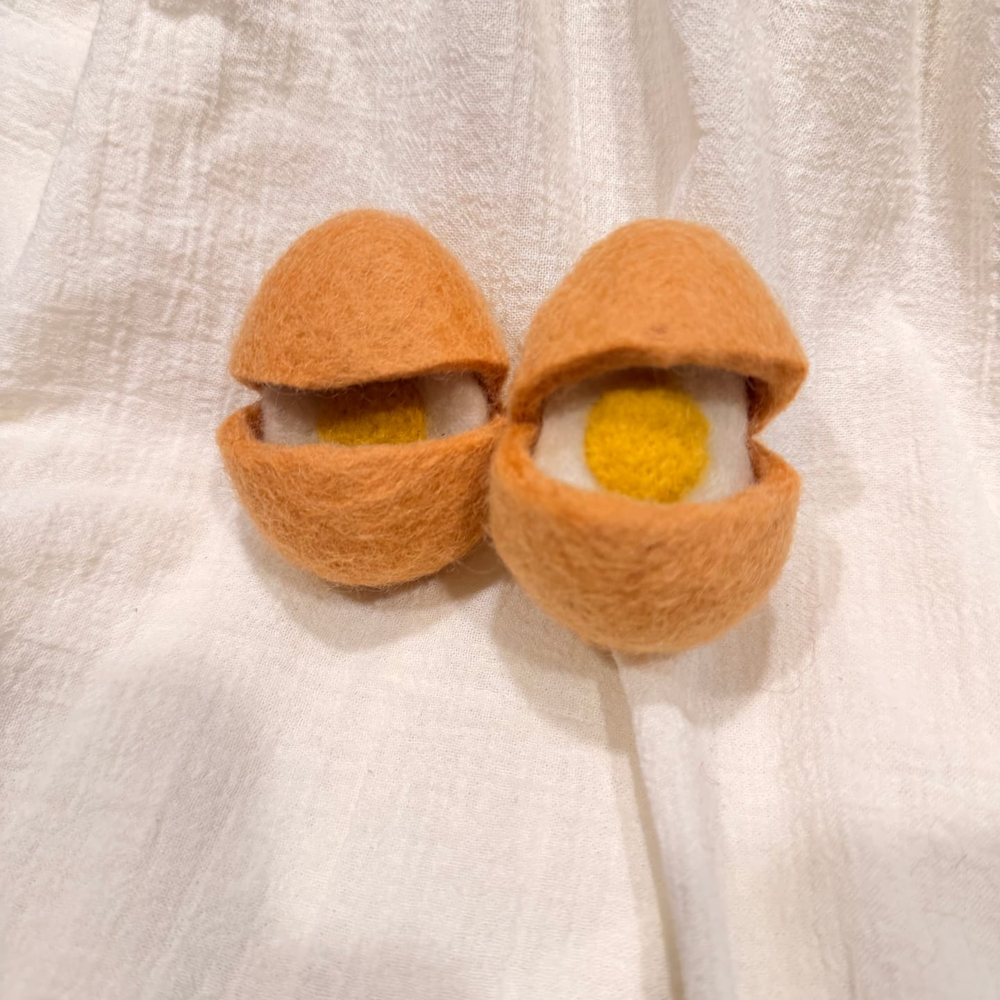 Customer photo review of Felt Egg