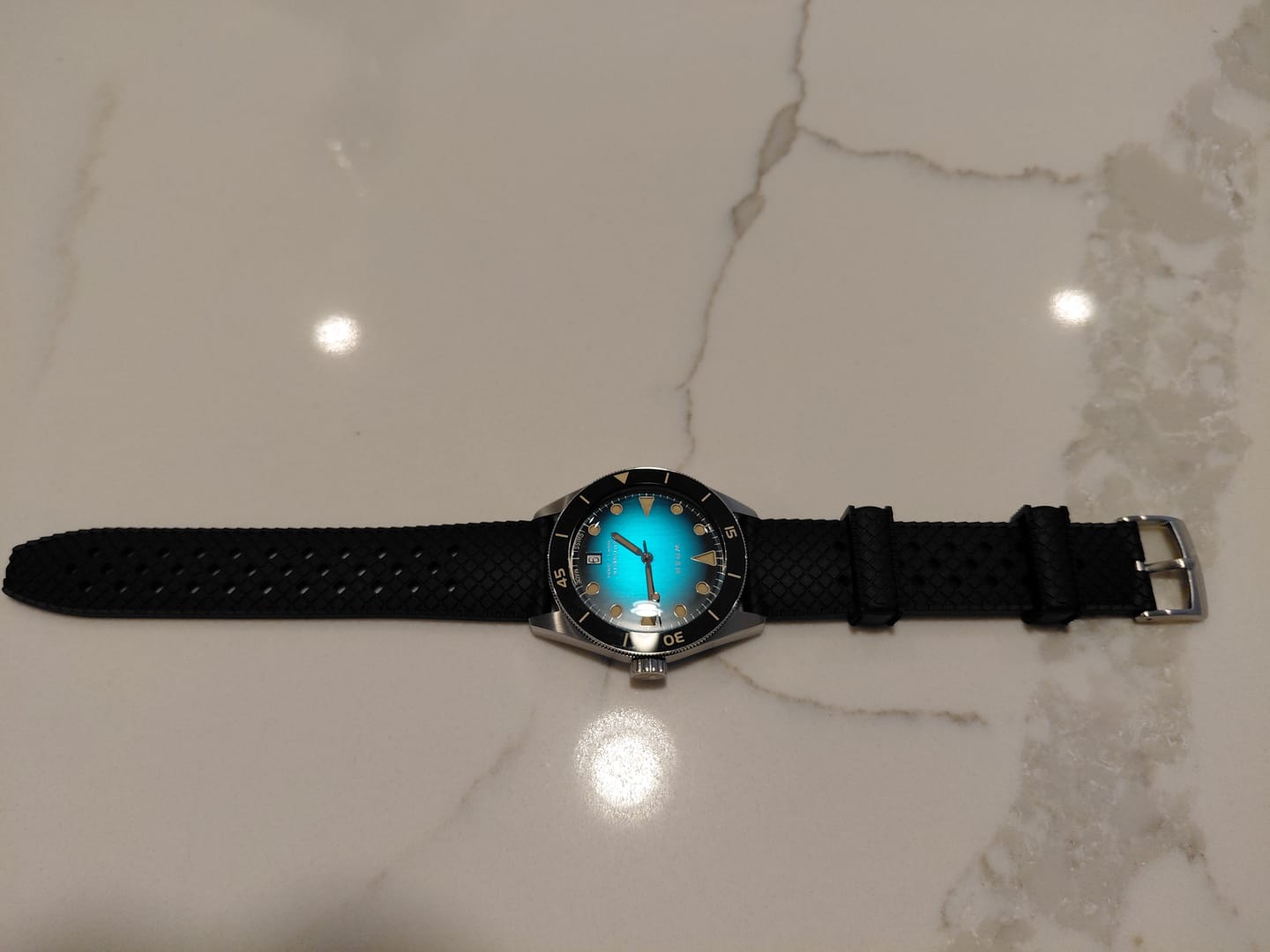 Customer photo review of Neo Tropical Rubber - Black