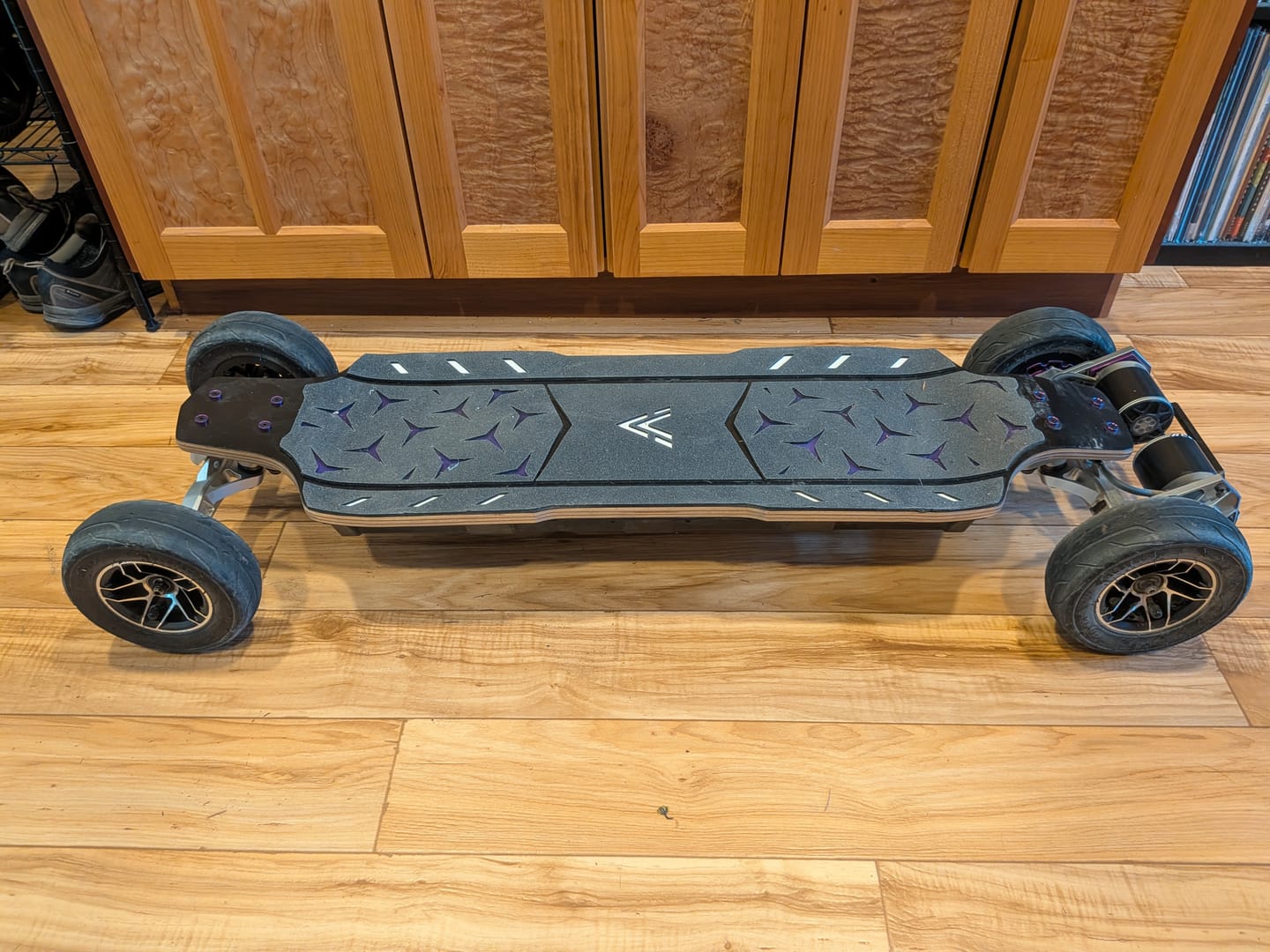 Customer photo review of Acedeck® Nomad N1 Electric Skateboard-Best DKP All-terrain Electric Skateboard
