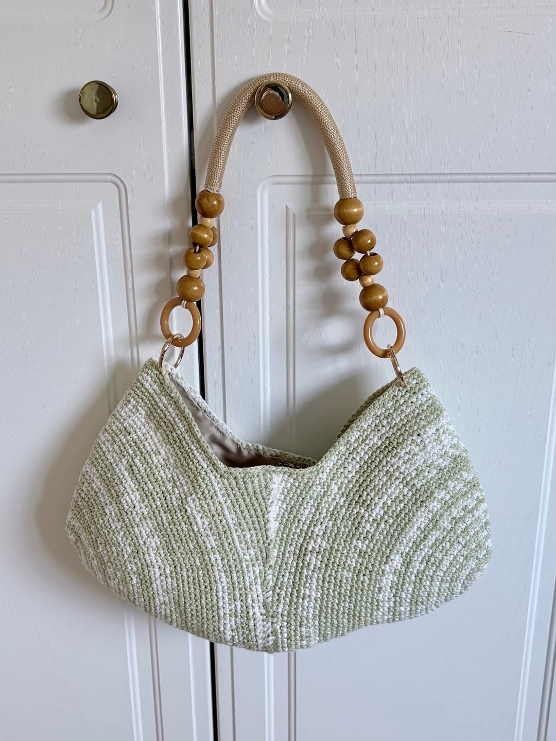 Customer photo review of Summer Conch Hobo Crochet Kit