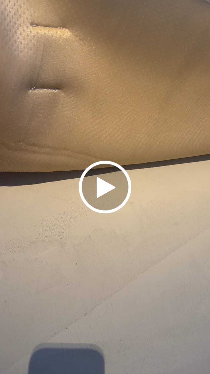 Customer video review of Hushcover - Bankhoes Honden Waterdicht Sherpa Fleece