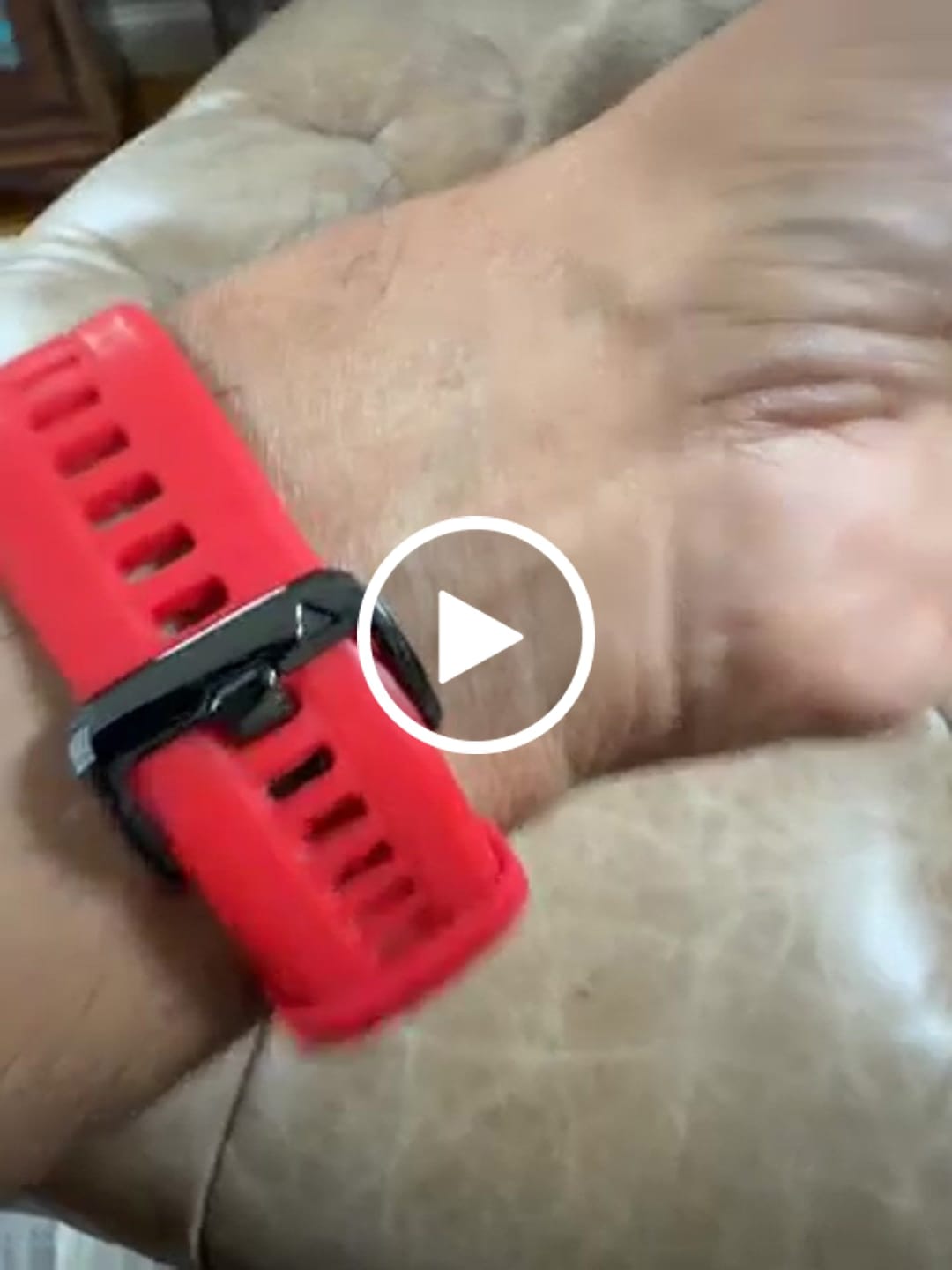 Customer video review of Garmin Silicone QuickFit Band - Durable, Stylish, Comfortable