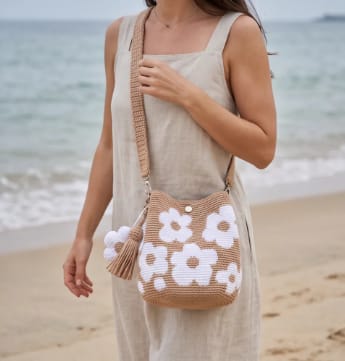 Customer photo review of Bolso de Ganchillo Hecho a Mano