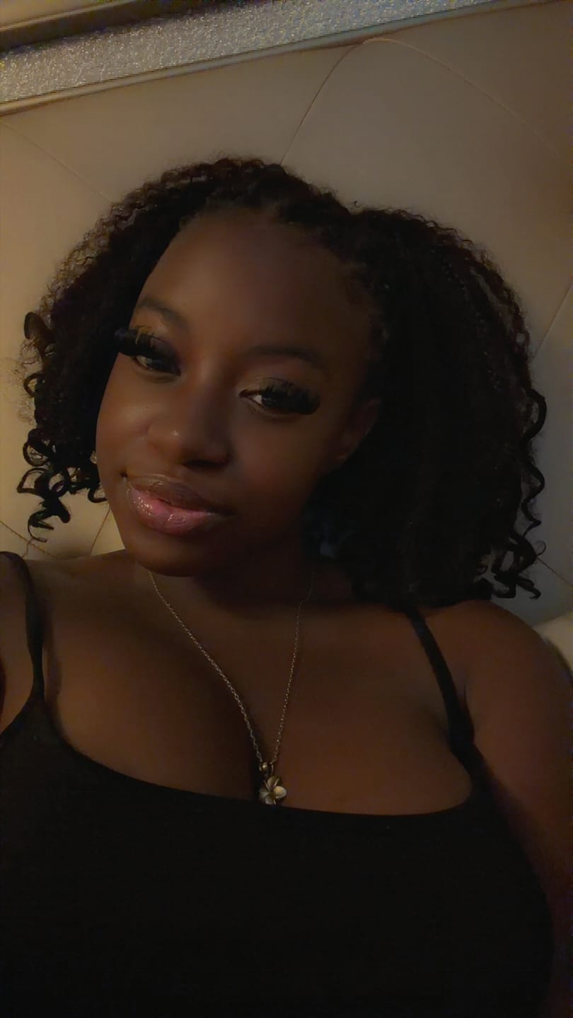 Customer photo review of Multi-Textured Kinky Curly Bulk Hair Extensions for Braiding