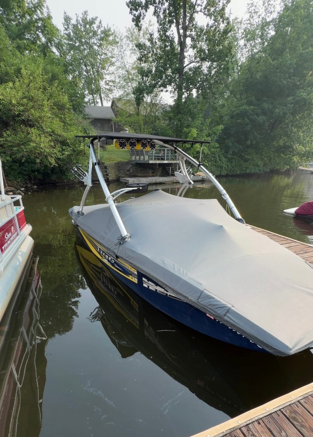 Customer photo review of Super Shadow Bimini Top