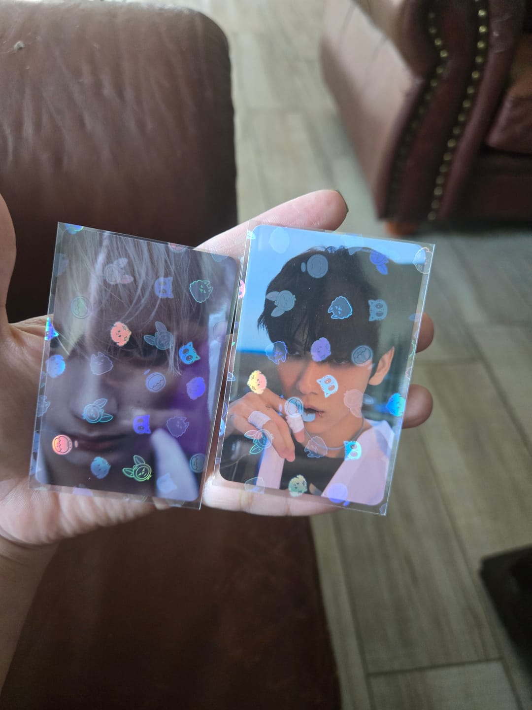 Customer photo review of PREMIUM HOLOGRAPHIC PHOTOCARD SLEEVES - PPULBATU VERSION