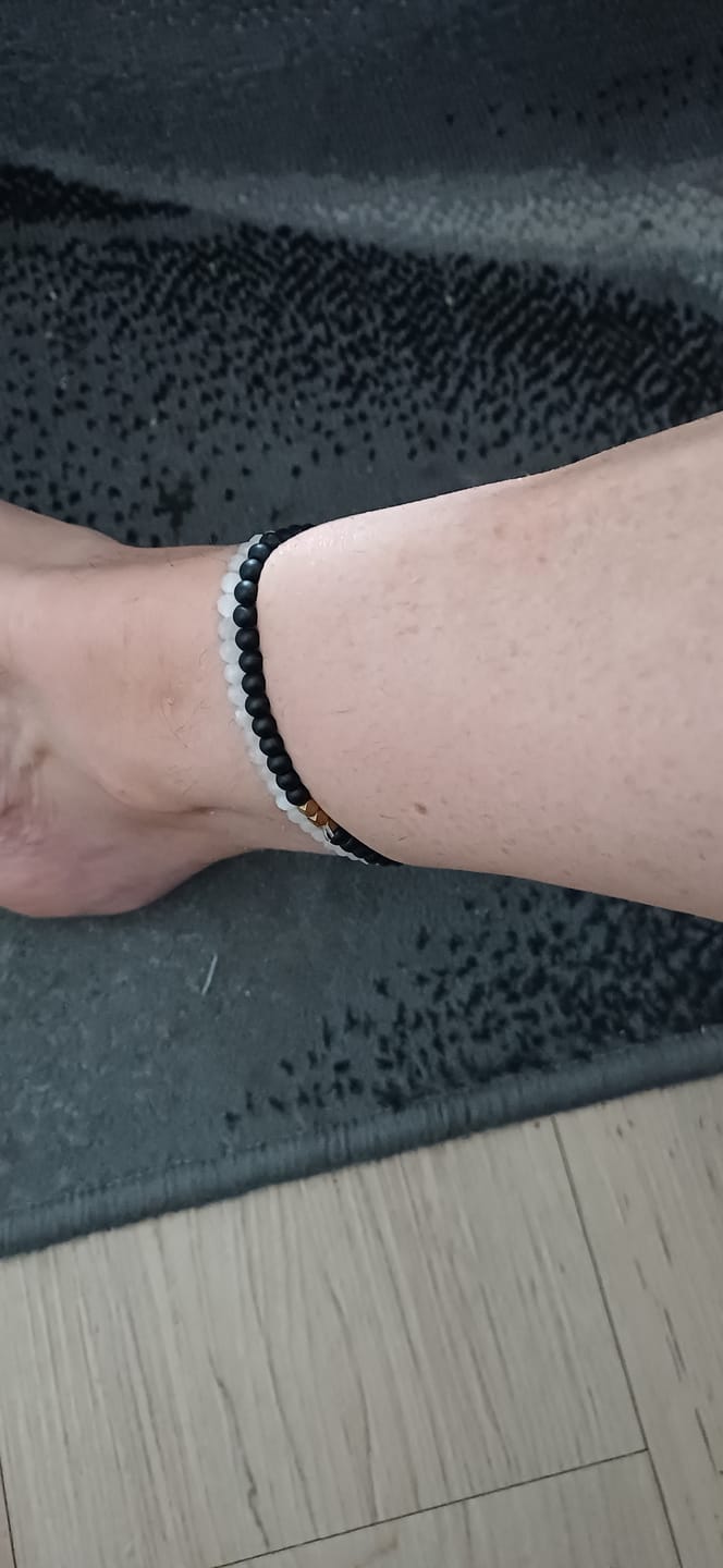 Customer photo review of Obsidian Armband