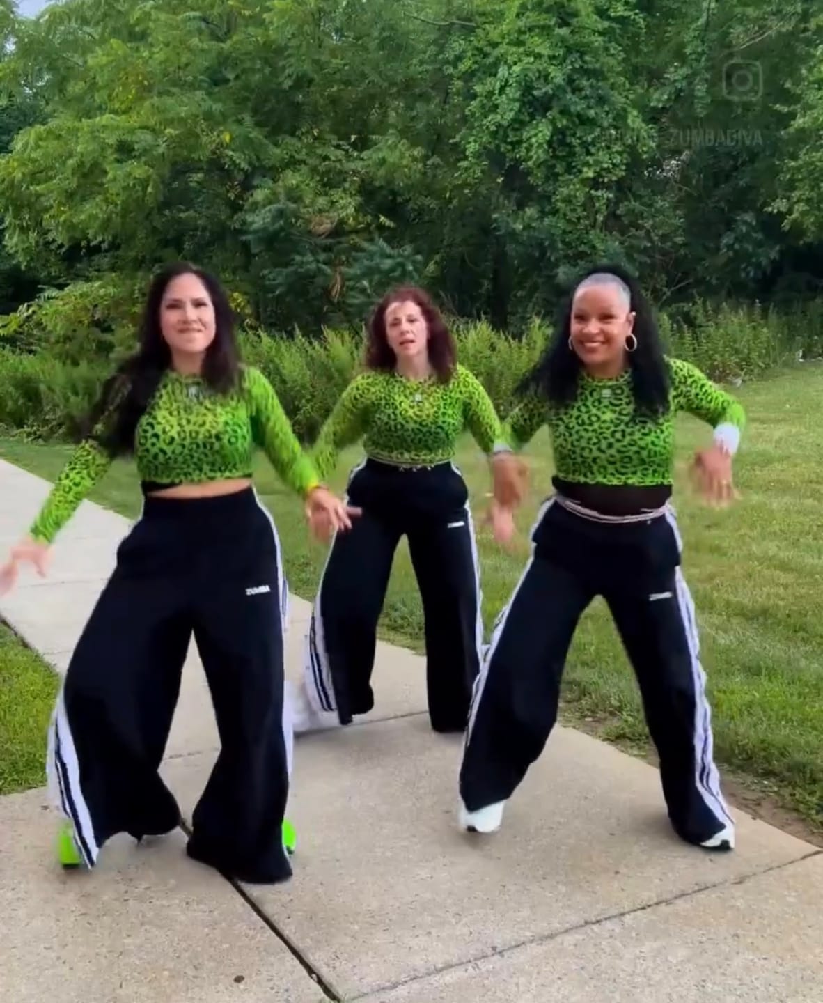 Customer photo review of Dale-Z Long Sleeve Mesh Crop Top