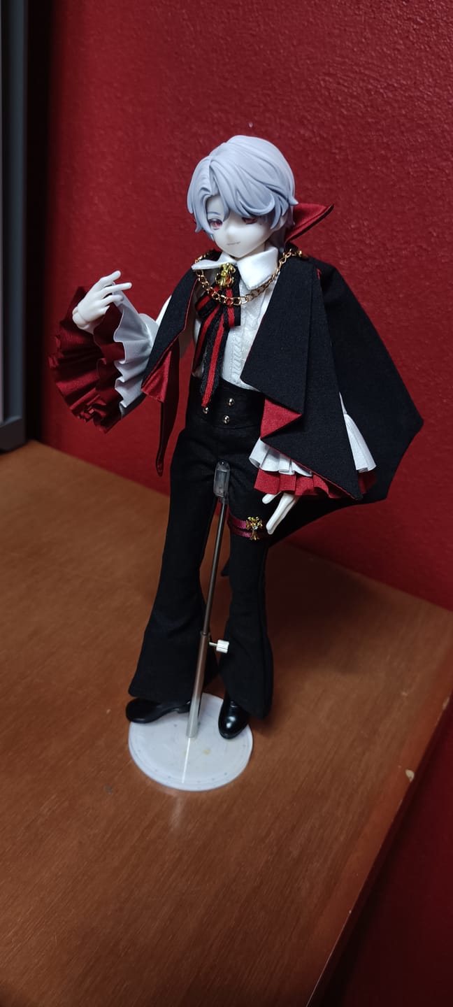 Customer photo review of Pattern Series Action Figure Doll Stand