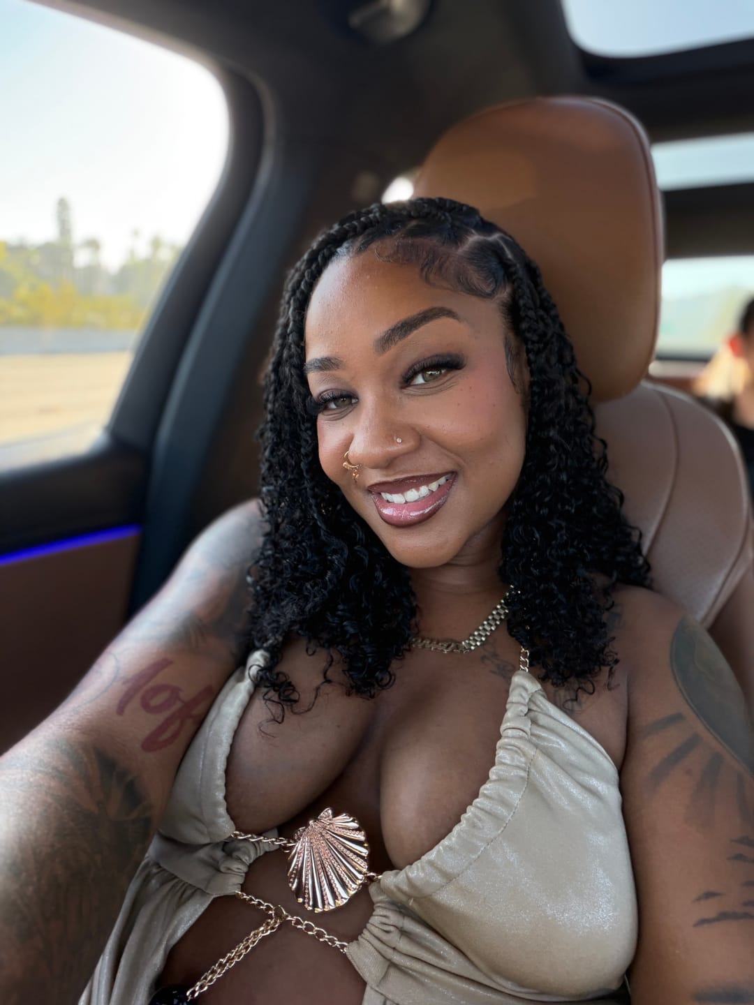 Customer photo review of Ywigs Burmese Water Curly Human Crochet Hair