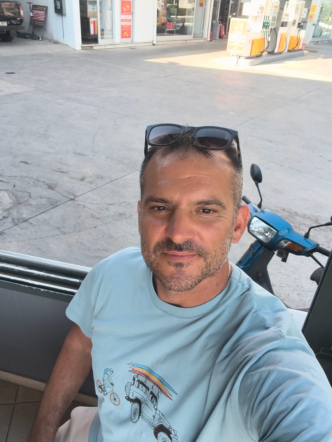 Customer photo review of Surf Jeep & Cyclist  - T-Shirts
