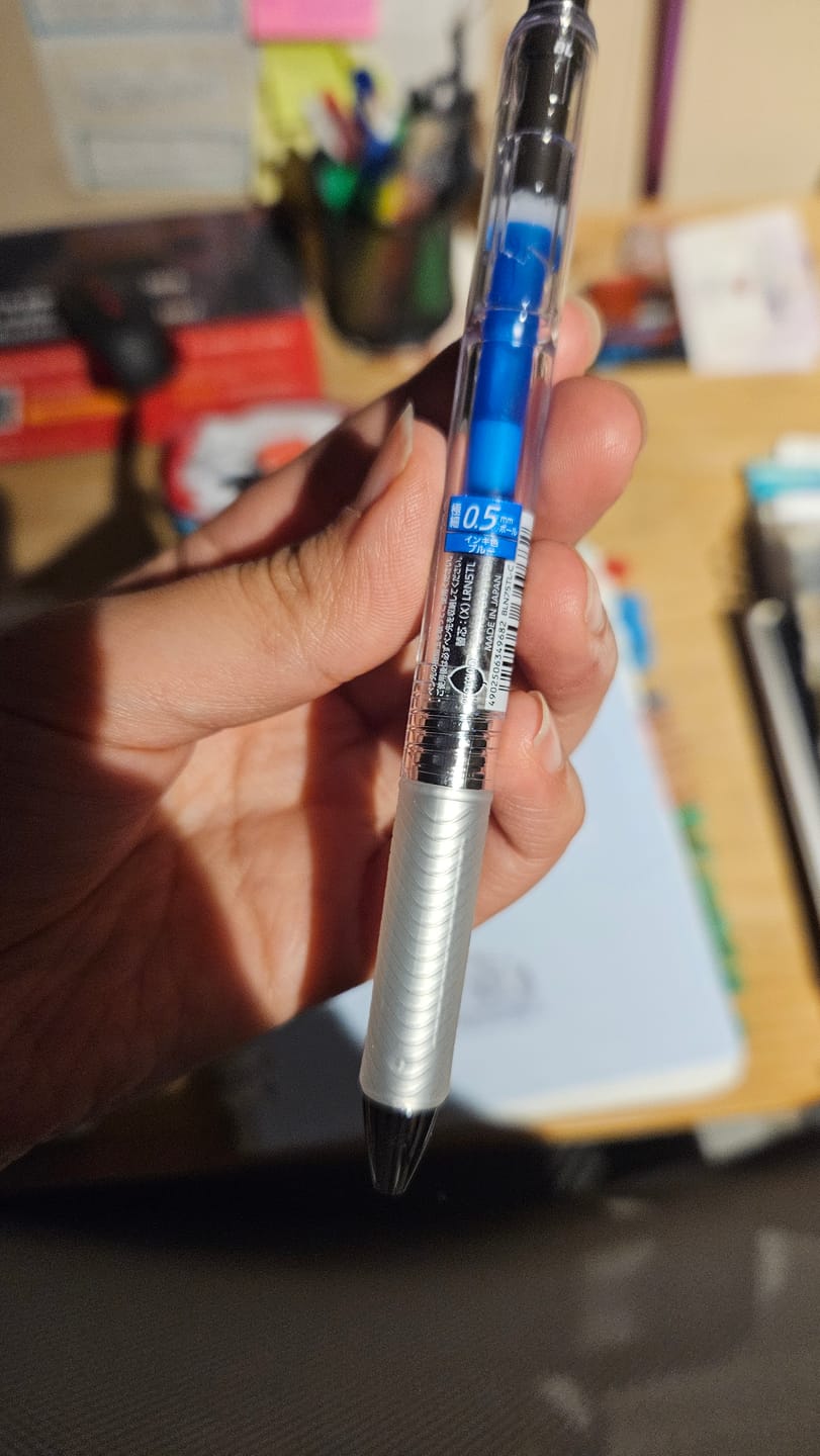 Customer photo review of Pentel - Lápiz Gel Energel Infree 0,5 mm