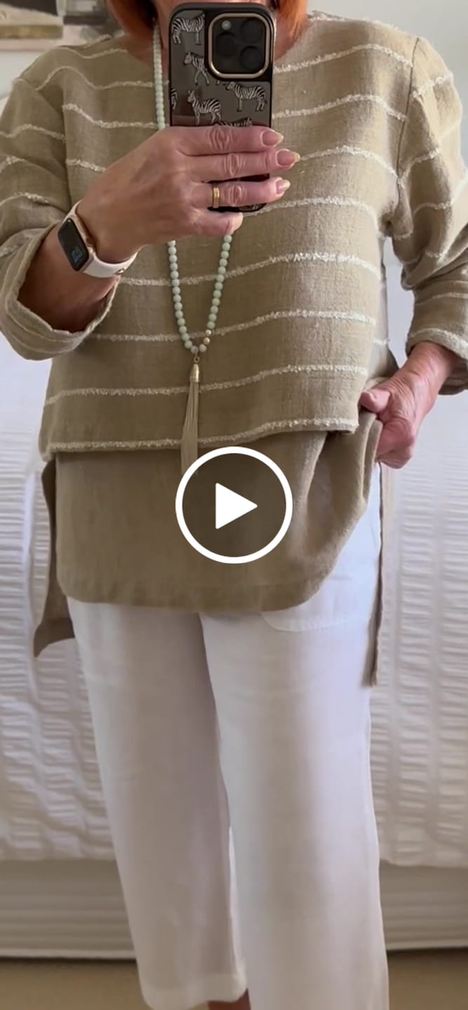Customer video review of Peony Linen Blend Top in Latte