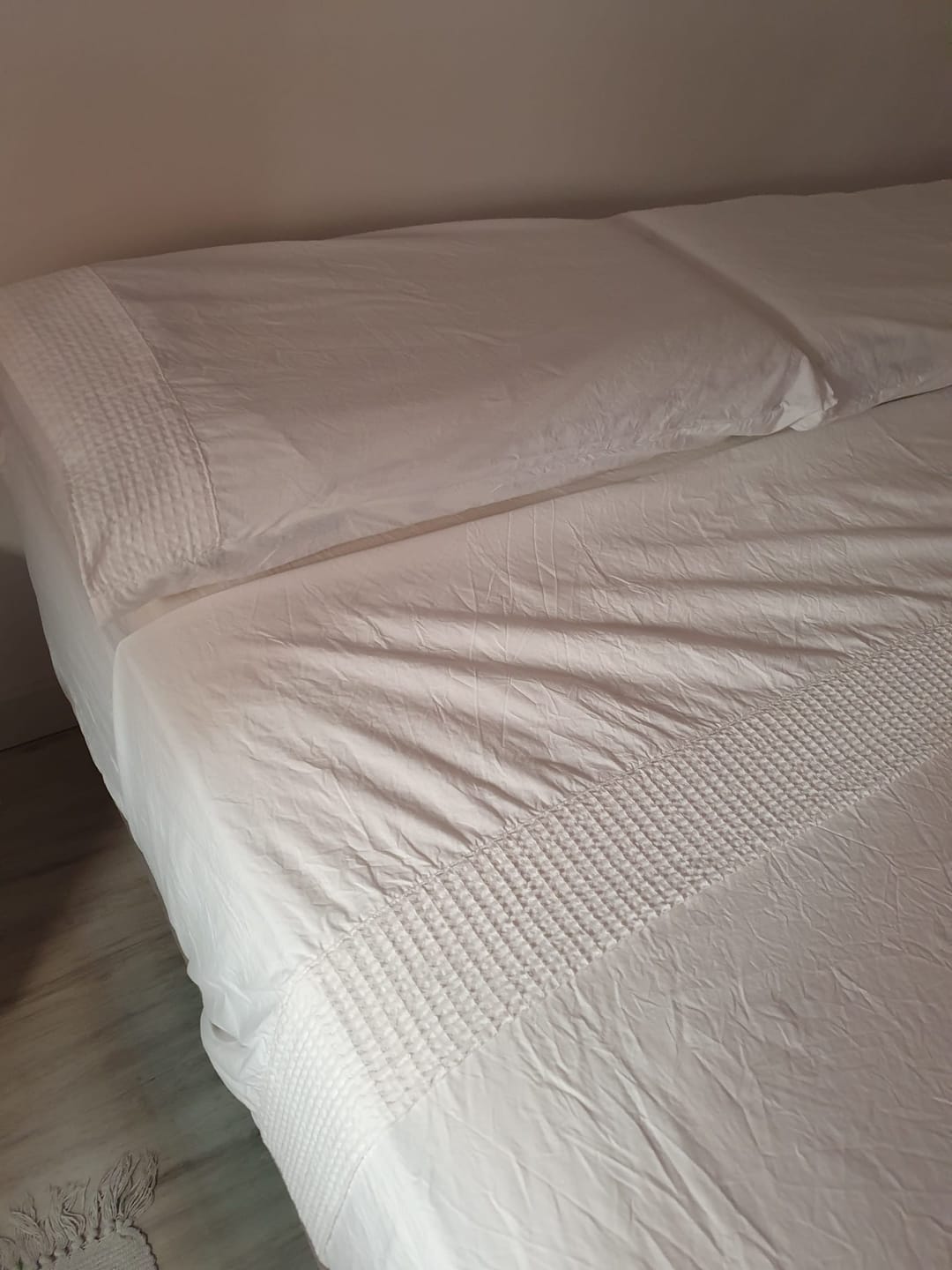 Customer photo review of Juego de Sábanas Veria - Algodón 200 hilos - Blanco