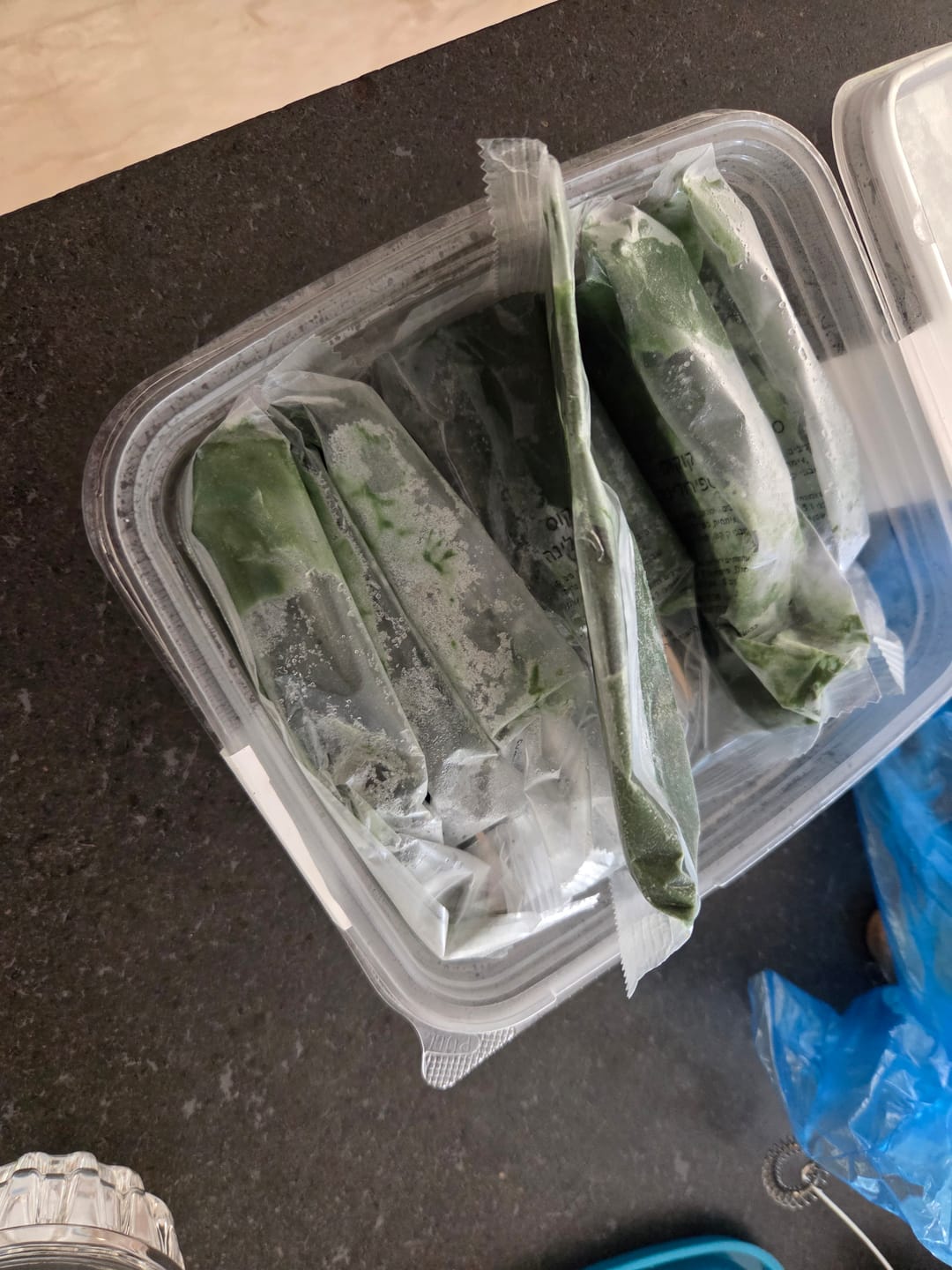 Customer photo review of מארז 10 מיני ארטיקי קוקוס ספירולינה - פאלטאס