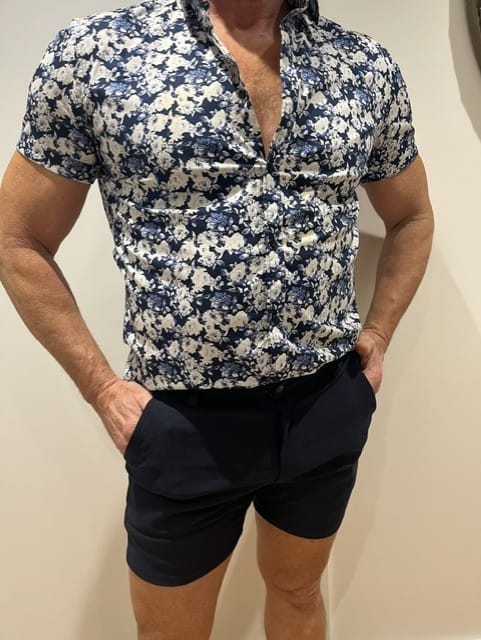 Customer photo review of Ultra-Stretch 5" Chino Shorts - Navy