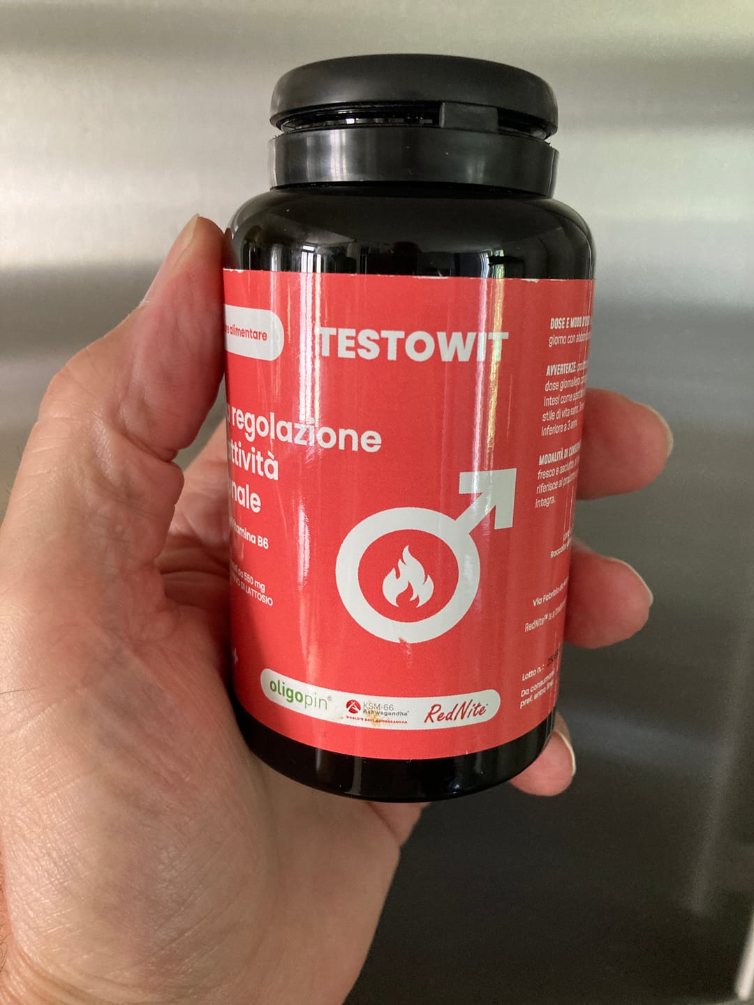 Kundrecension med bild av TESTOWIT – Hormonbalansering 120 kapslar – 2x1