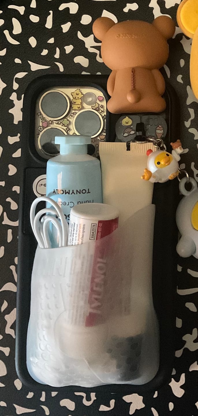 Customer photo review of Flex Pouch - iPhone 14