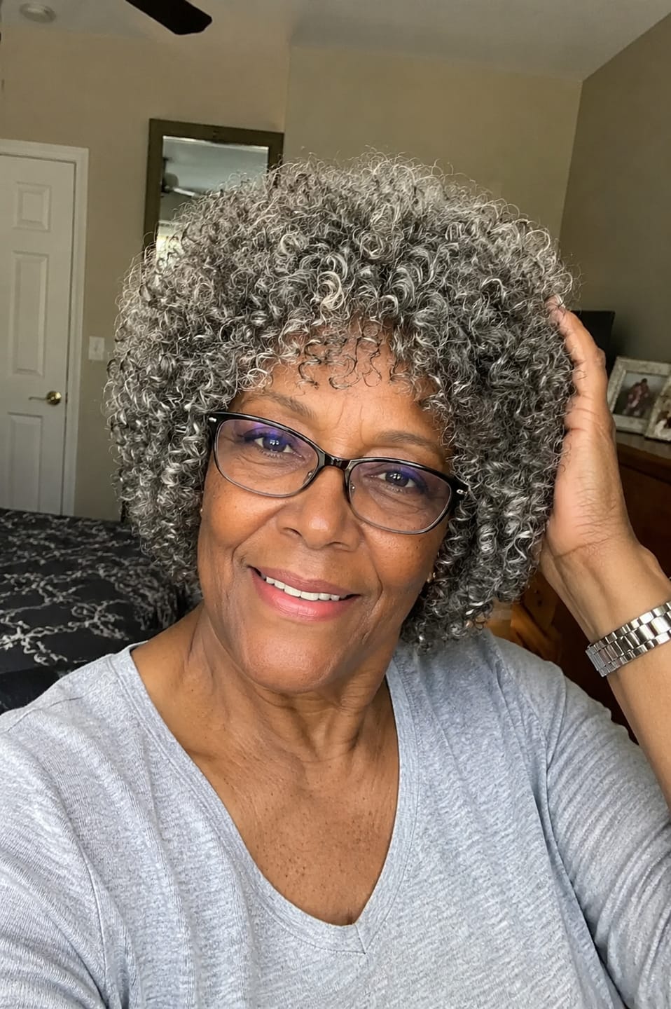 Customer photo review of Luvwin Salt And Pepper Ringlet Curls Wig With Bangs