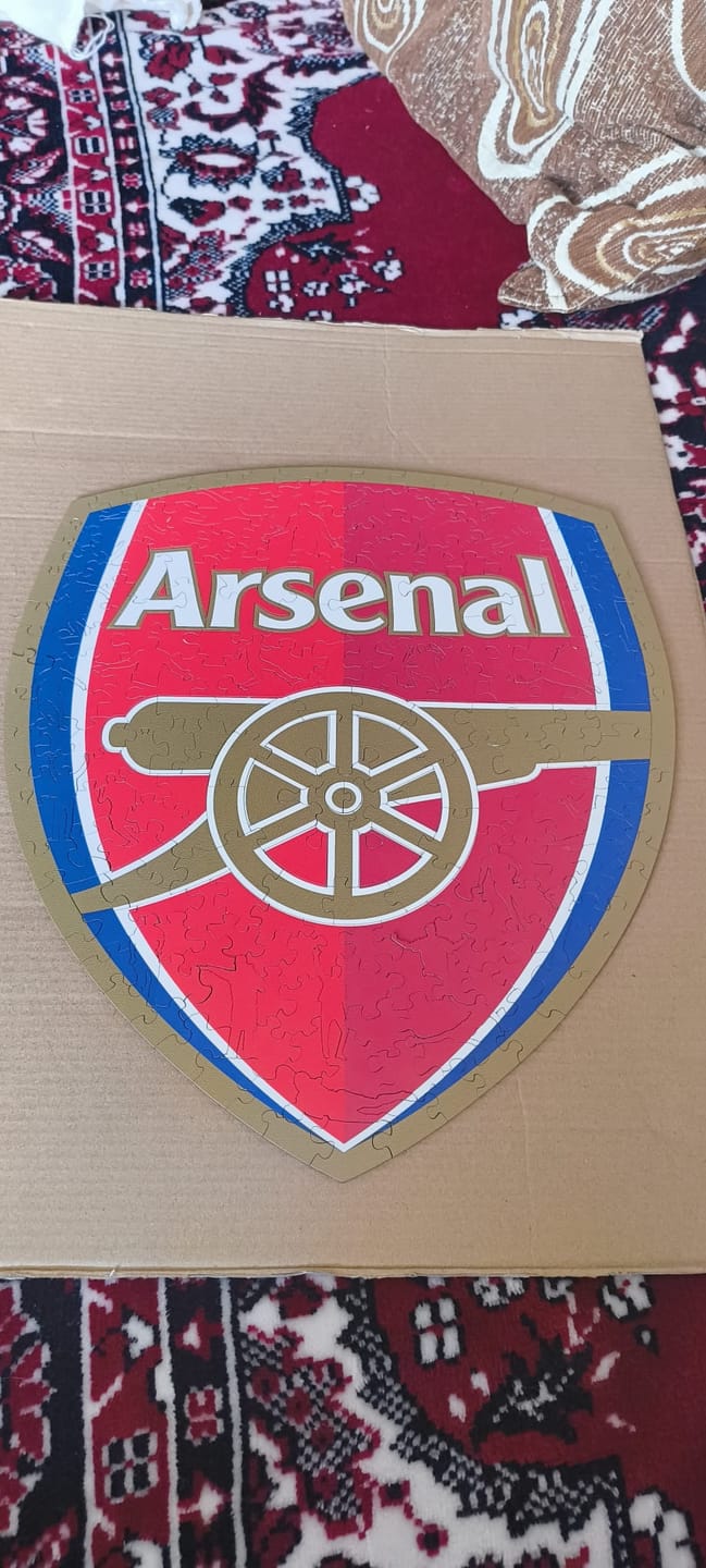 Customer photo review of Arsenal FC® Logo - Wooden Puzzle
