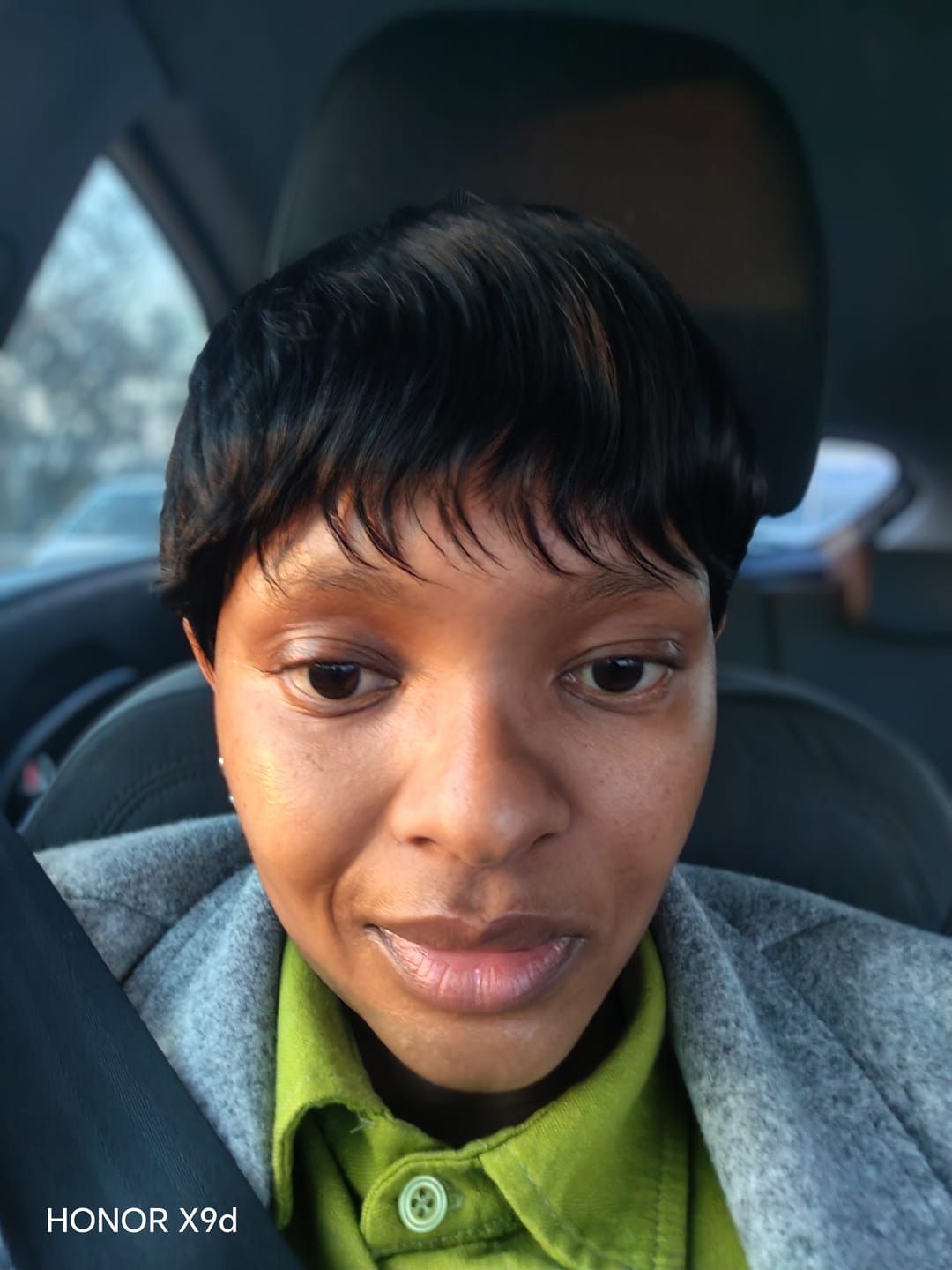 Customer photo review of Chic Pixie Cut Wig - Trendy and Natural Human Hair