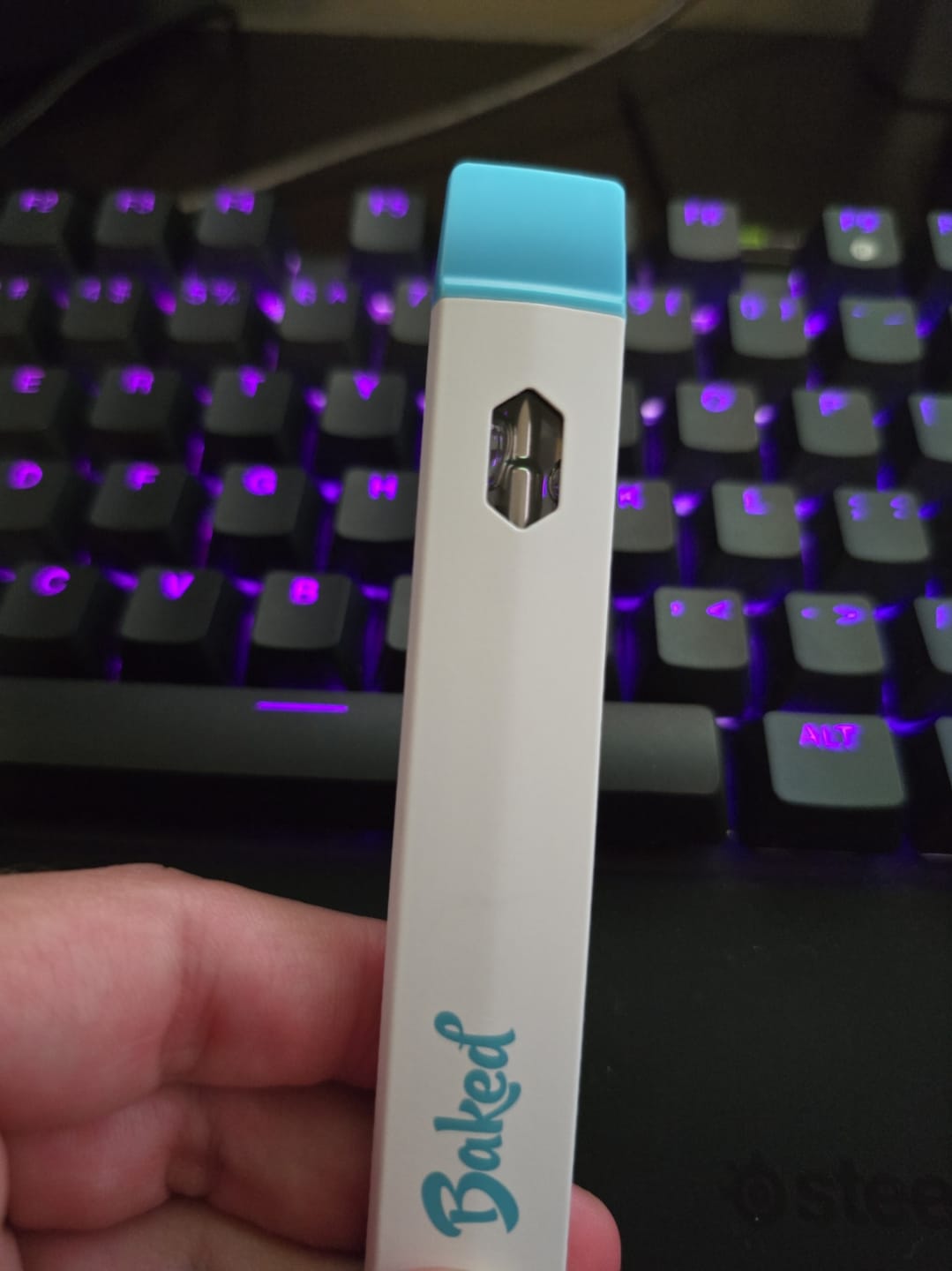 Customer photo review of 1 Gram HHC Vape Pen - Strawberry Cheesecake | Indica