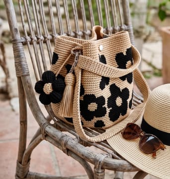 Customer photo review of Bolso de Ganchillo Hecho a Mano