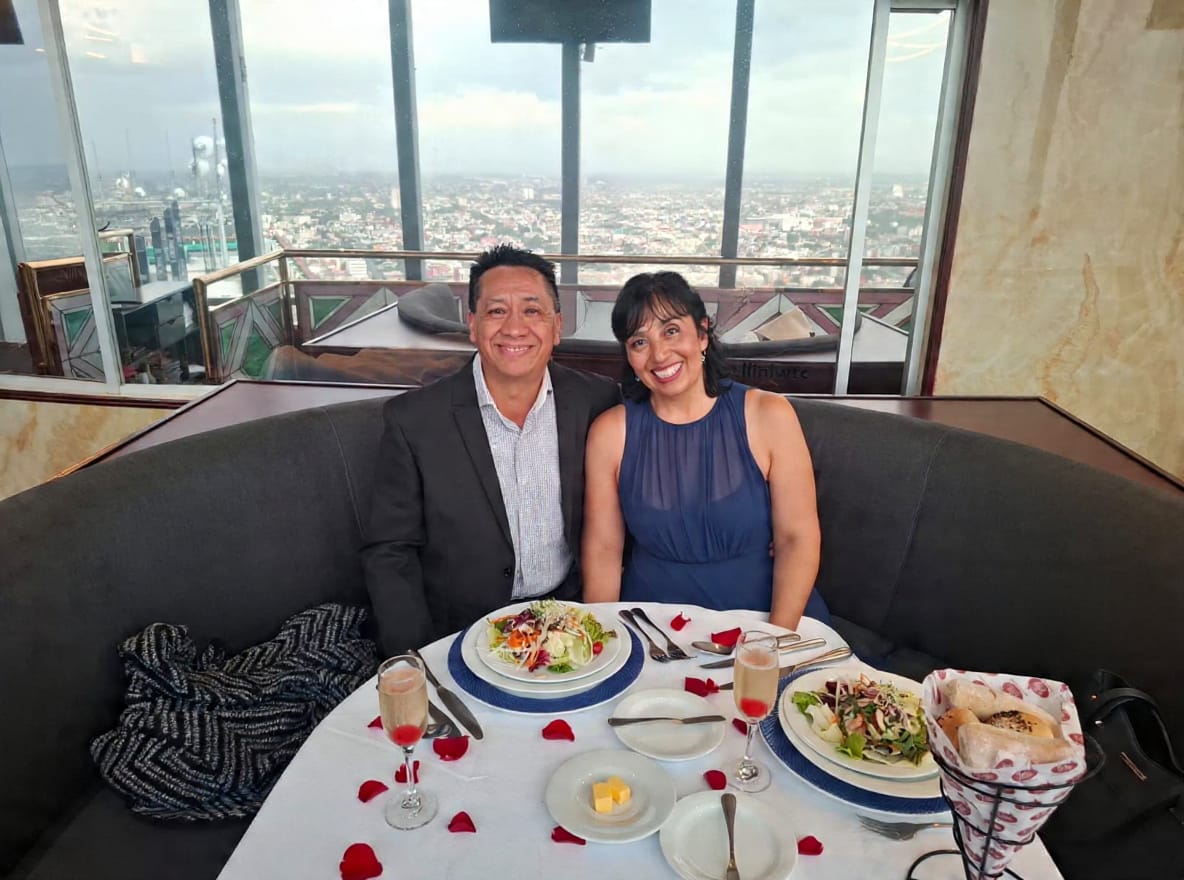 Customer photo review of Cena Romántica
