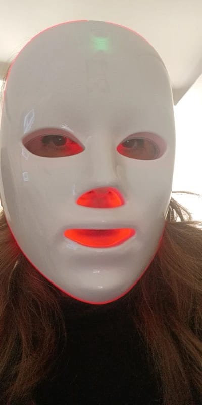 Customer photo review of DermaLuzz Therapy LED