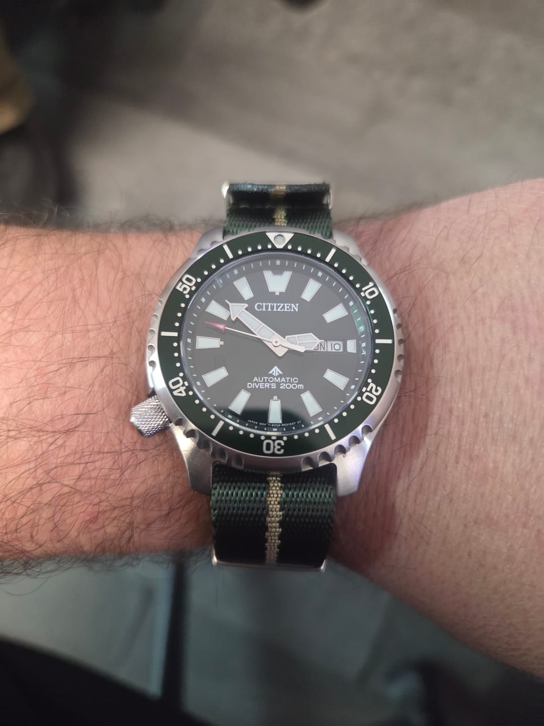 Customer photo review of AlphaShark - Emerald Boa