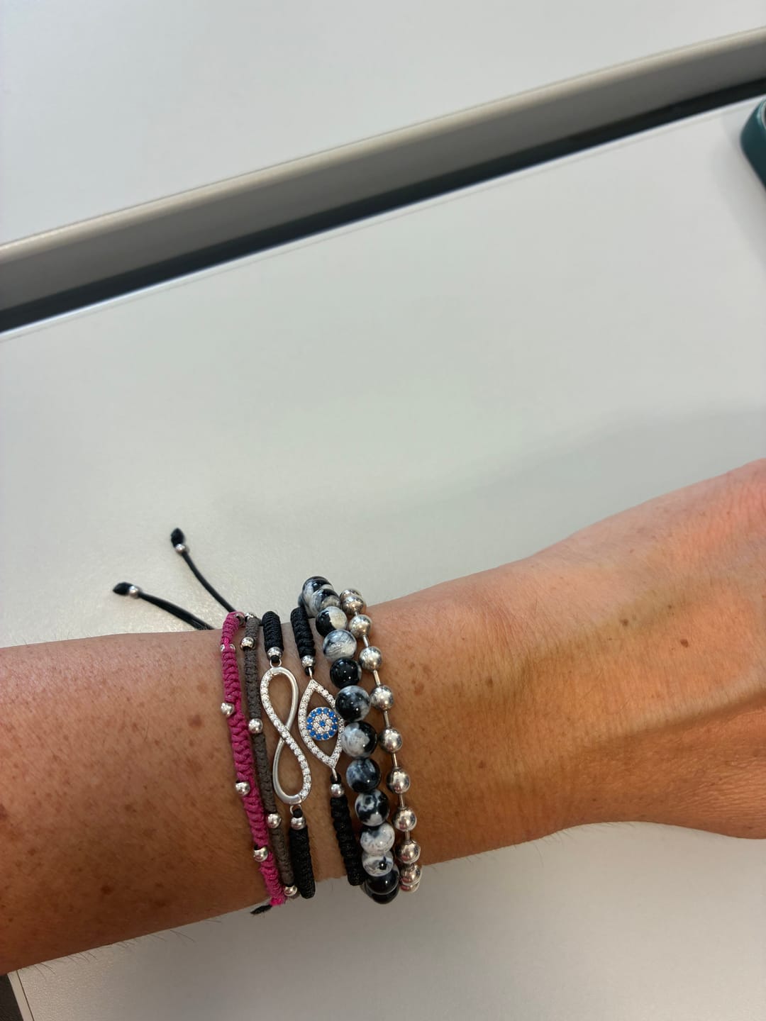 Customer photo review of Pulsera Ágata Orca | 6mm | Equilibrio y Superación