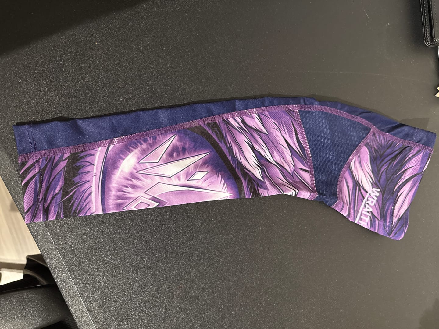 Customer photo review of Wraith Esports [BBL Edition] Arm Sleeve