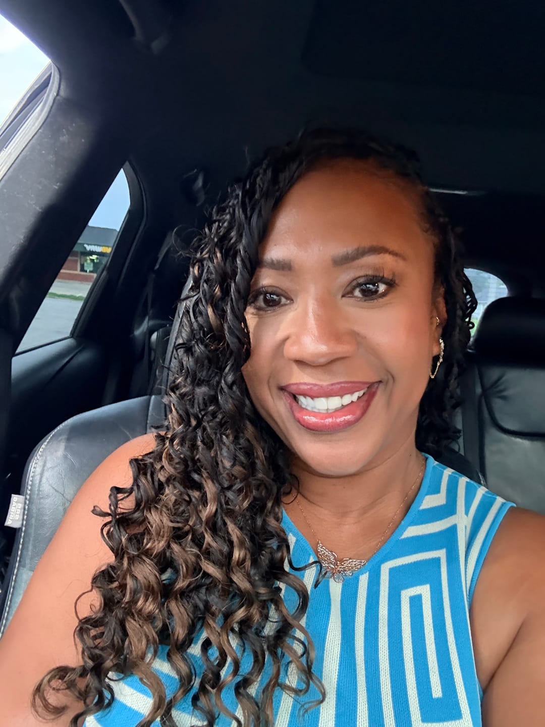 Customer photo review of Human Crochet Hair Deep Wave for Miracle Knots