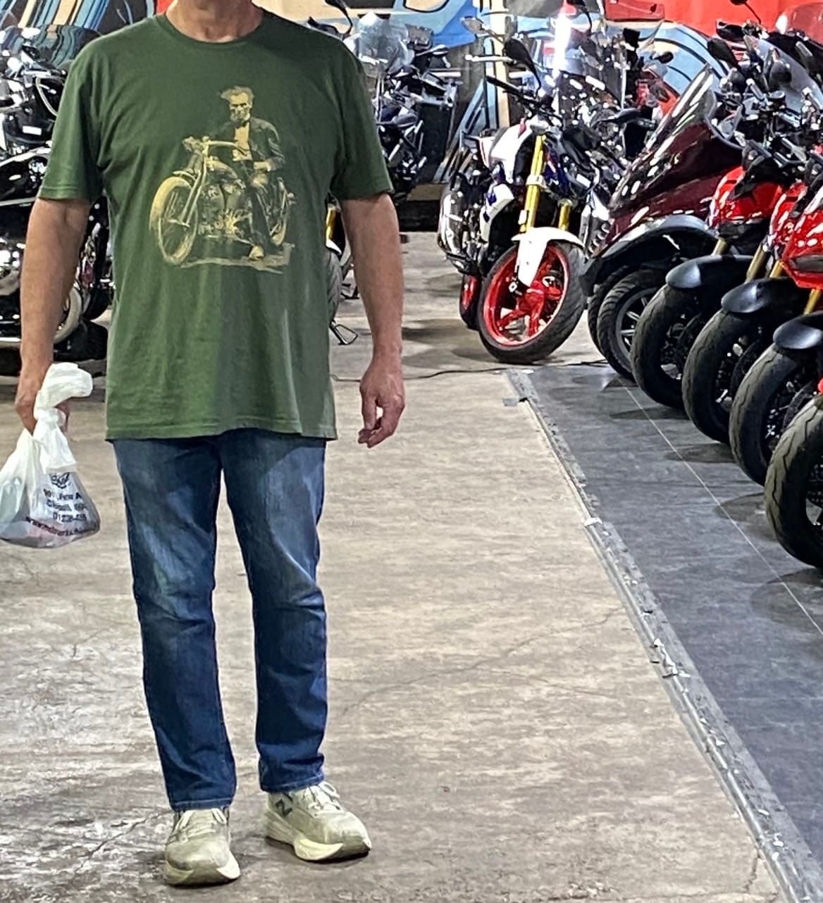 Customer photo review of ABE LINCOLN REBEL 1 T-Shirt US