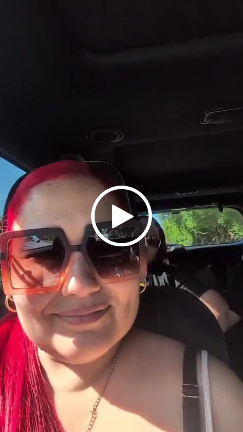 Customer video review of Tu Historia en Música – Emoción Garantizada