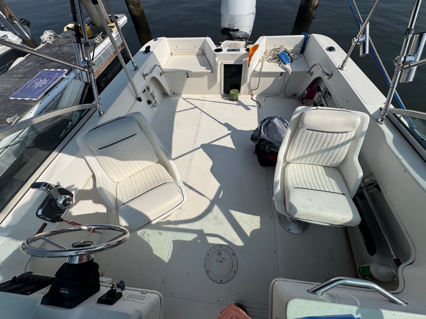 Customer photo review of Boston Whaler 160-180 Ventura & 17'-18' Dauntless Driver And Passenger Pedestal Cushions