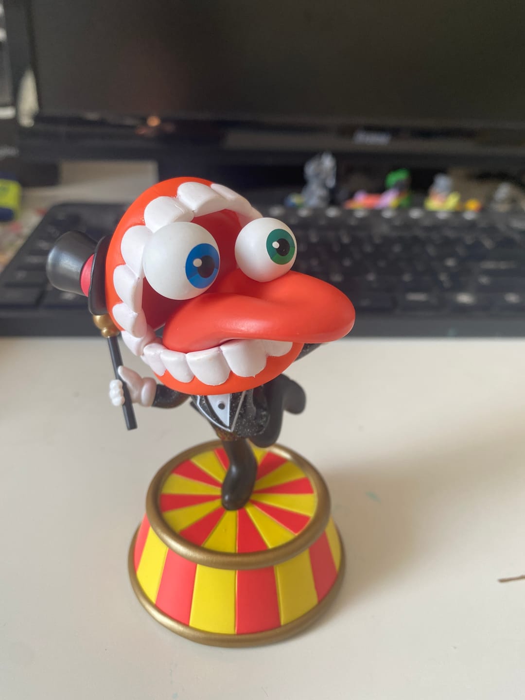 Customer photo review of Digital Circus Animiniz: Side Show Series