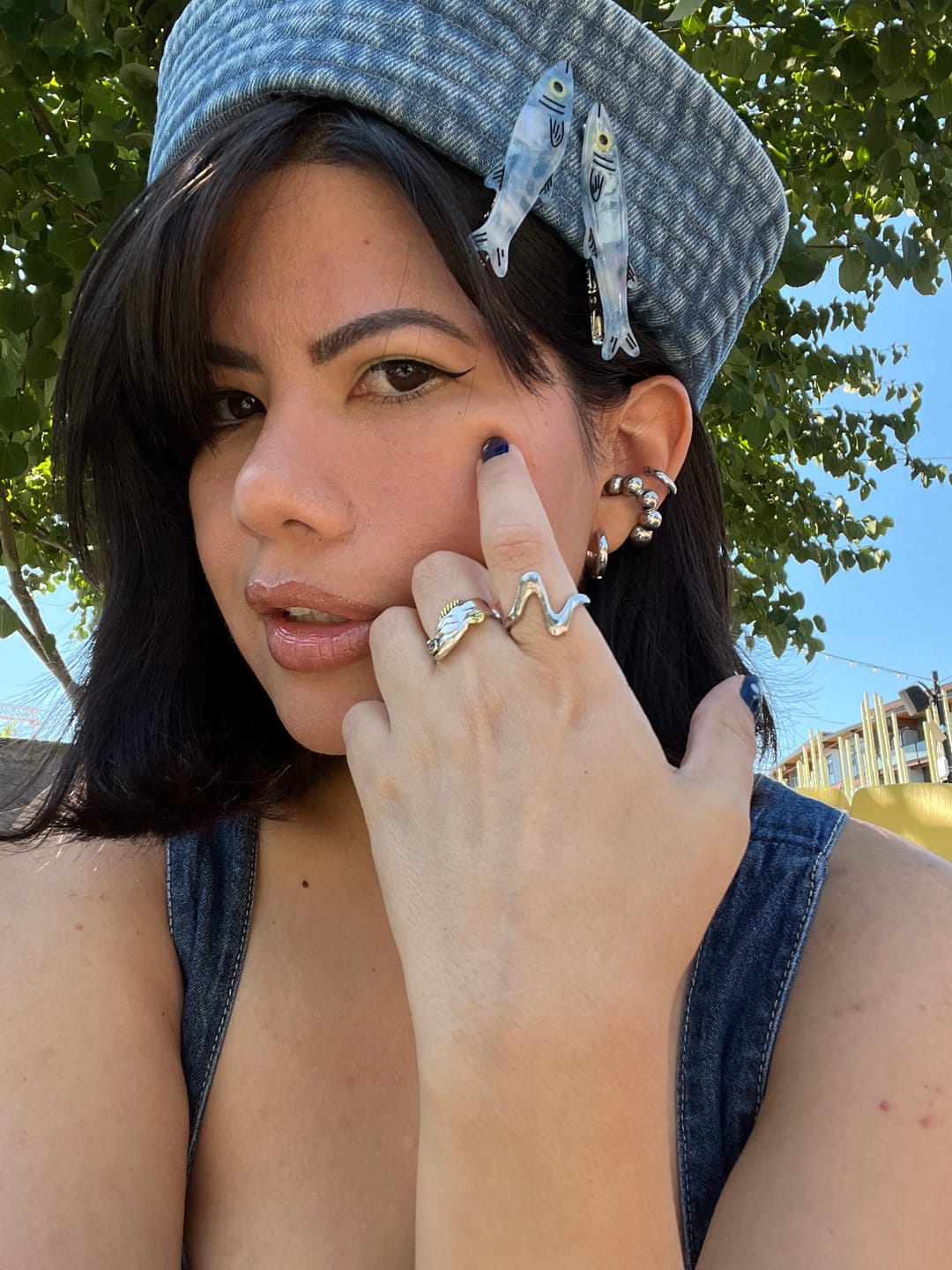 Customer photo review of Blue Sardine Alligator Hair Clip Set