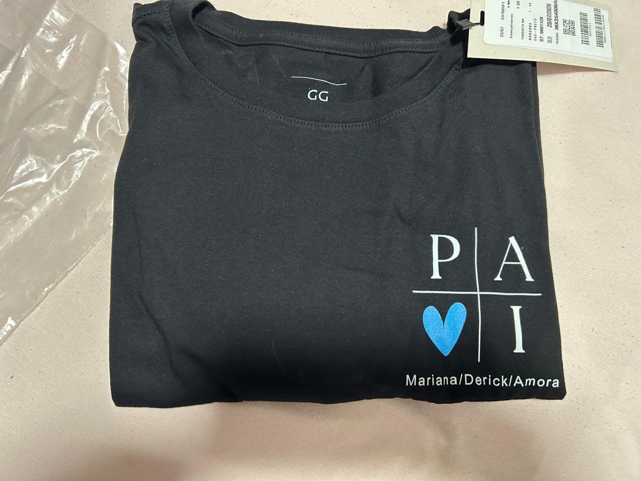 Customer photo review of Camiseta Personalizada PAI MINIMALISTA - 100% Algodão