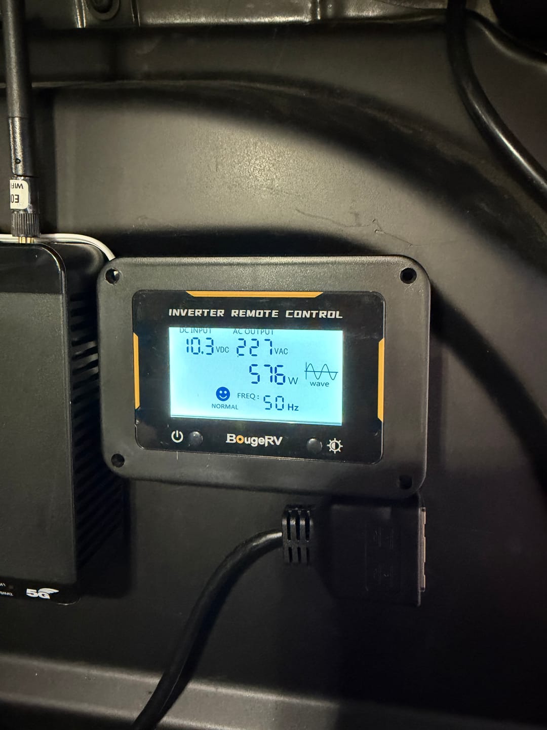 Customer photo review of BougeRV 2000 W 12 V Rein-Sinus-Wechselrichter