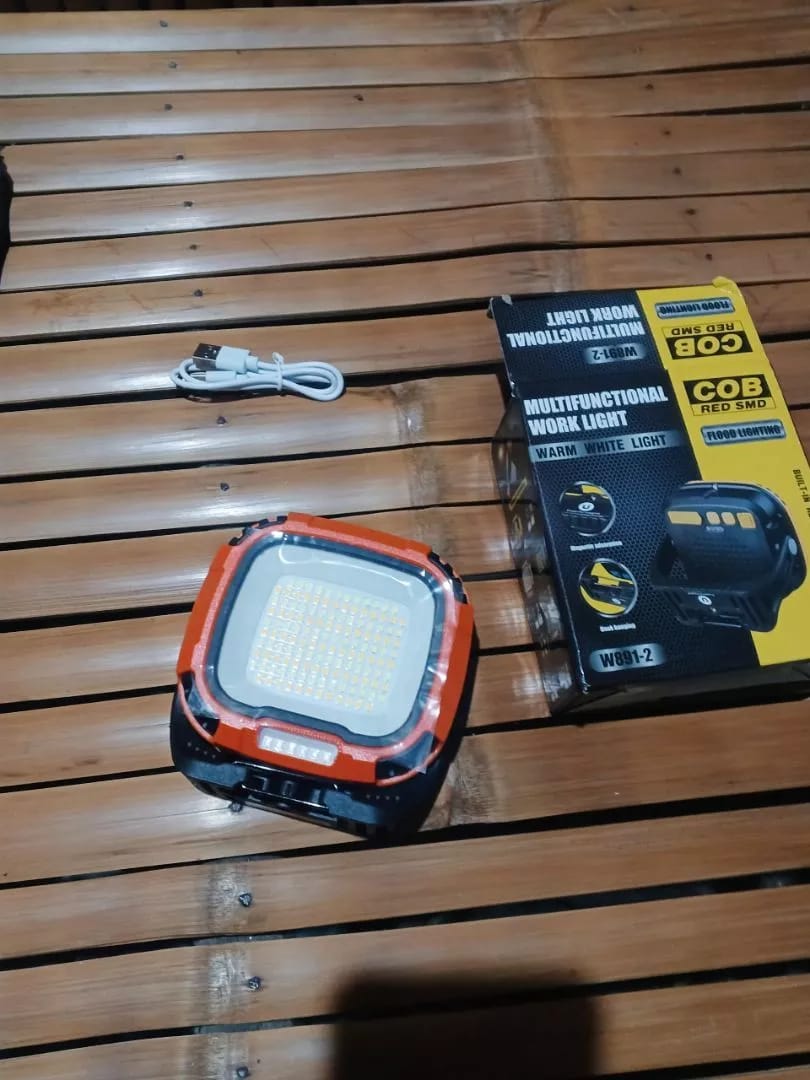 Customer photo review of LED Multi-functional Portable Type-C Emergency Rotating Light Magnet Flashlight