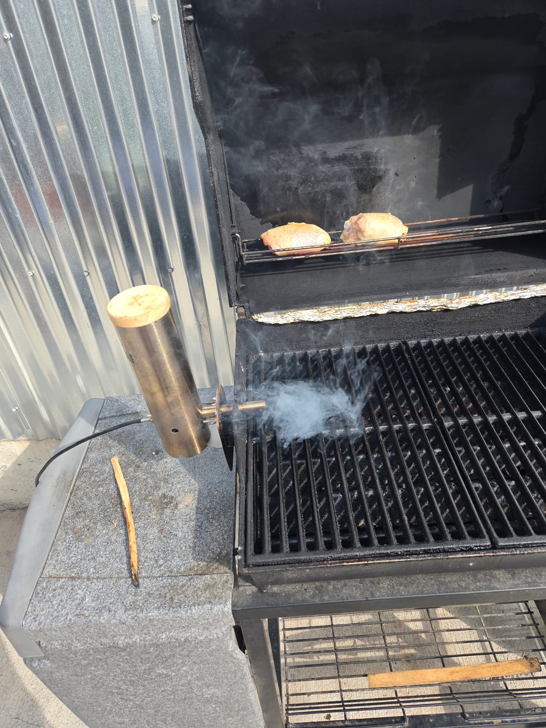 Customer photo review of Smokai 1 Litre Classic Smoke Generator