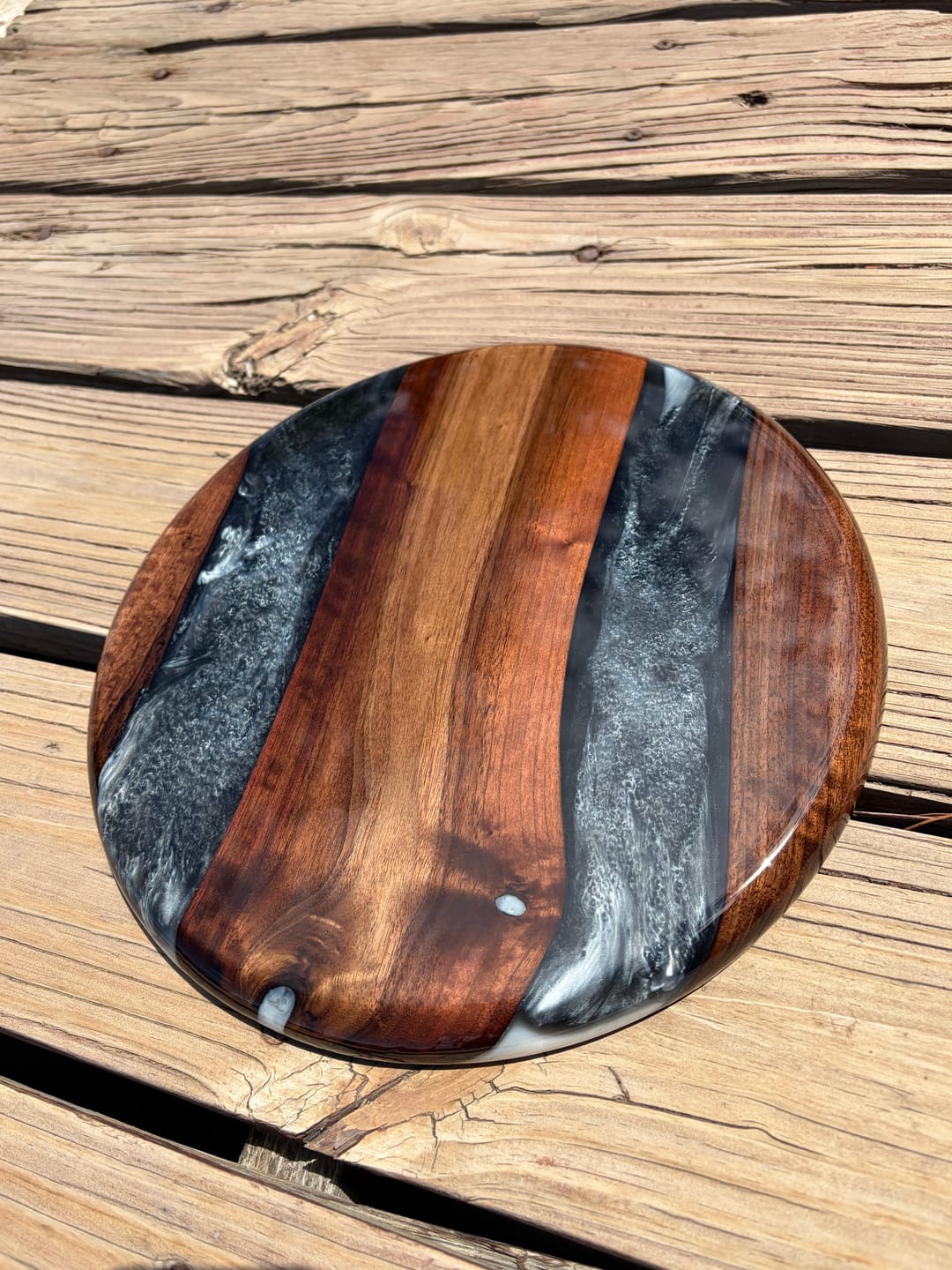 Customer photo review of 12" Round x 2" Deep Silicone Mold For Epoxy Resin