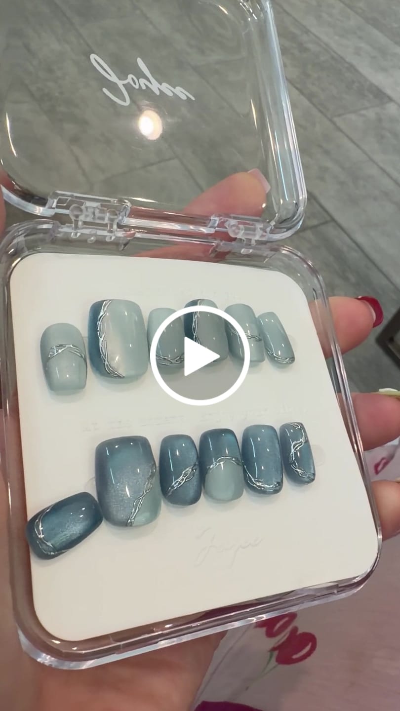 Customer video review of Banff Blue