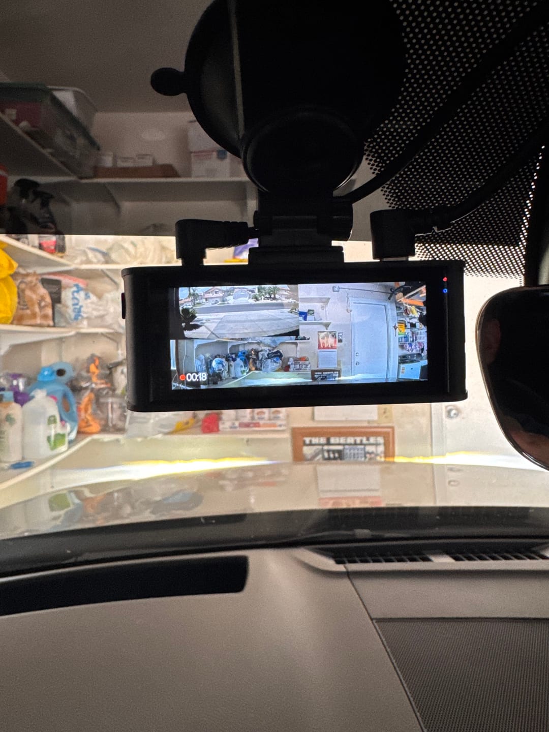 Customer photo review of REDTIGER F7NP Dash Cam Front Rear, STARVIS 2 Sensor, 5.8GHz WiFi-20MB/s Fast Download, Dash Camera for Cars with GPS, WDR Night Vision, 170°Wide Angle, 24H Parking Mode